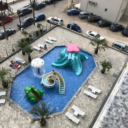 Apartament De Lux Alezzi Beach Mamaia Nord Lägenhet