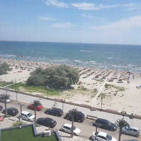 Lägenhet Apartament De Lux Alezzi Beach Mamaia Nord
