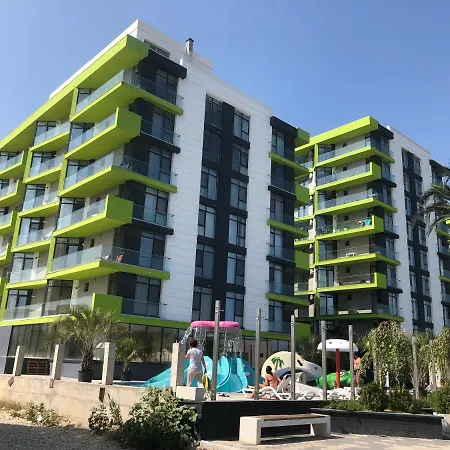 Apartament De Lux Alezzi Beach Mamaia Nord