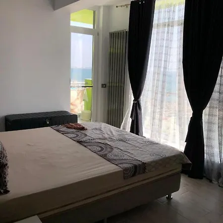Lägenhet Apartament De Lux Alezzi Beach Mamaia Nord